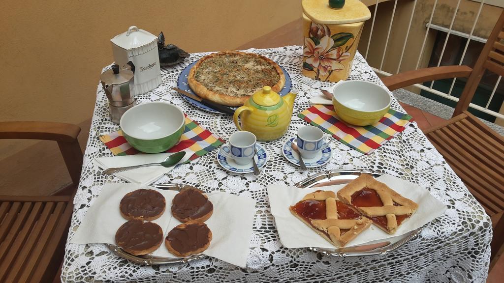 B&B Au Caruggiu 세리알레 외부 사진